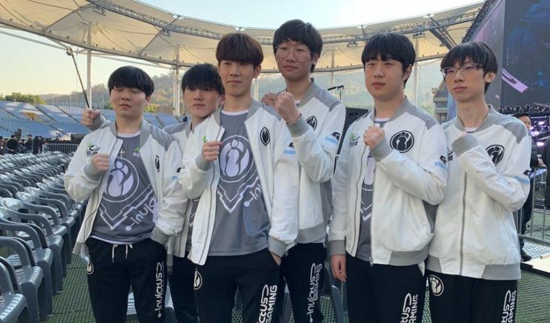 同时具备 同时具备